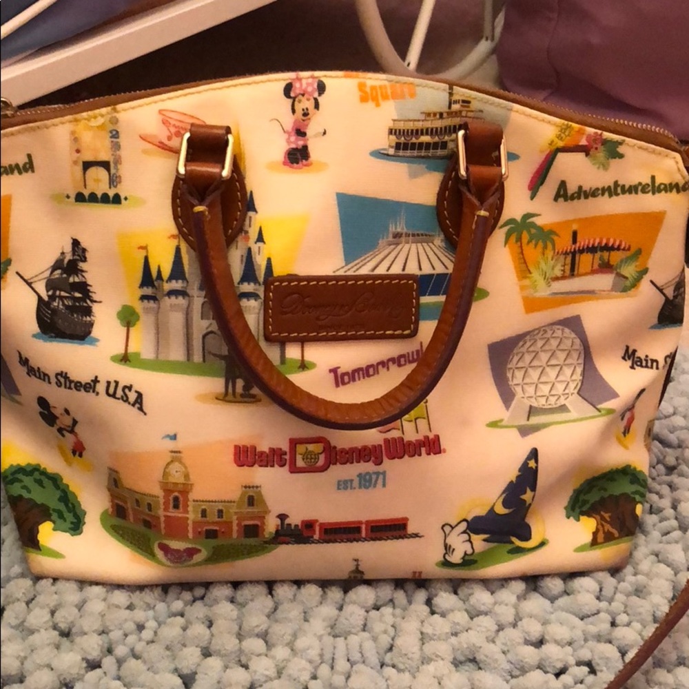 Dooney and bourke